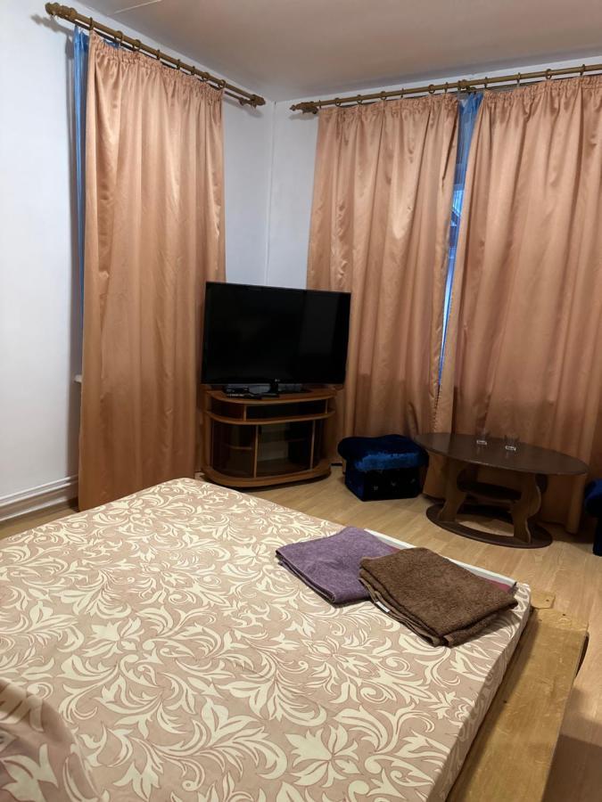 鹦鹉螺酒店 乌日霍罗德 外观 照片